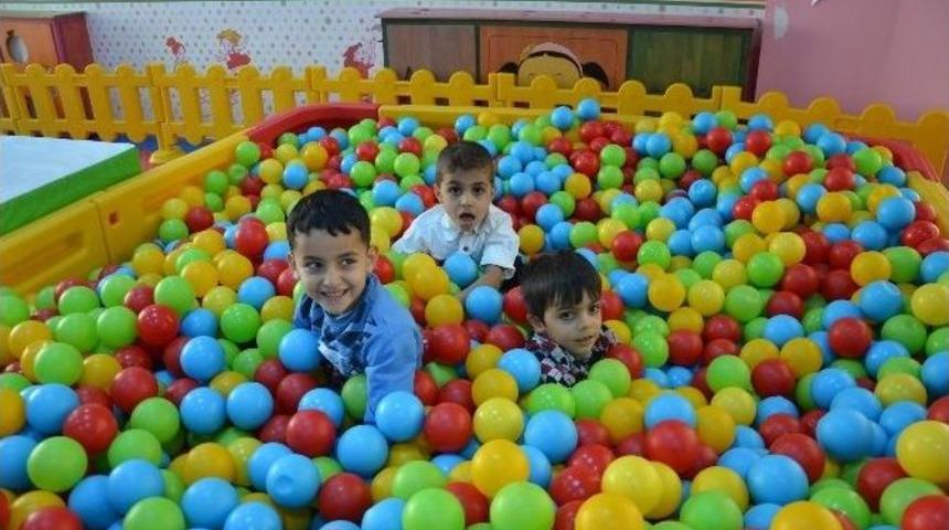 B&uuml;y&uuml;kşehir&rsquo;in &Ccedil;ocuklara &Ouml;zel Merkezinde Yeni D&ouml;nem