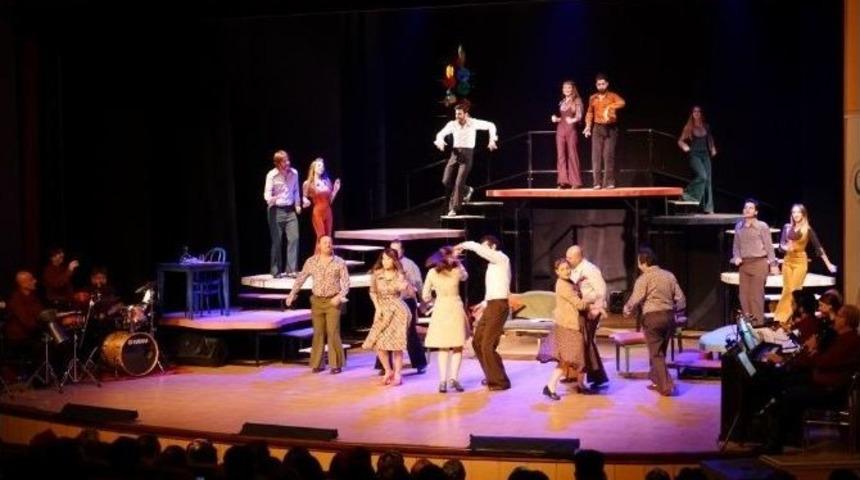 &lsquo;rumuz Goncag&uuml;l&rsquo; Oyunu B&uuml;y&uuml;k Beğeni Topladı