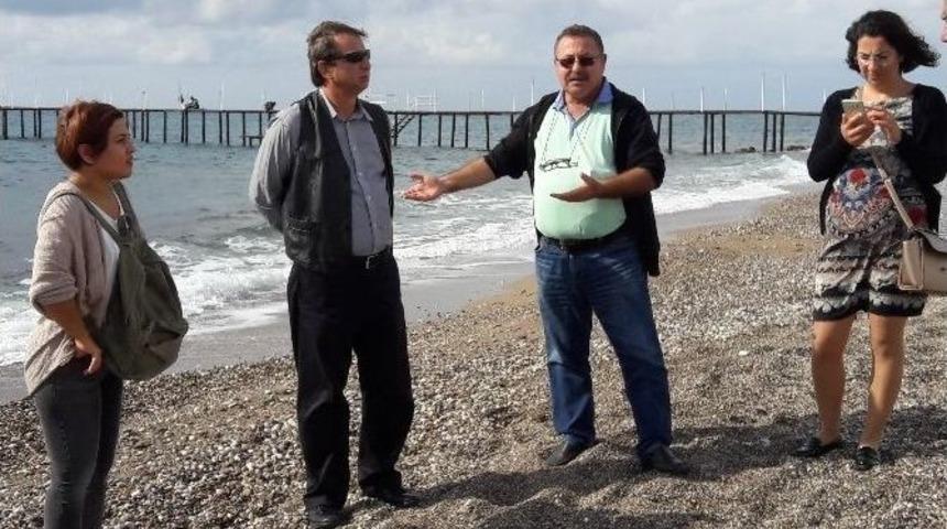 Antalya &Ccedil;evre İl M&uuml;d&uuml;rl&uuml;ğ&uuml;&rsquo;nden Kızılağa&ccedil; Sahilinde İnceleme