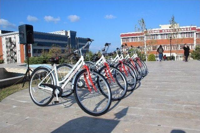 Çomü’de Bisiklet Dağıtım Töreni Gerçekleşti