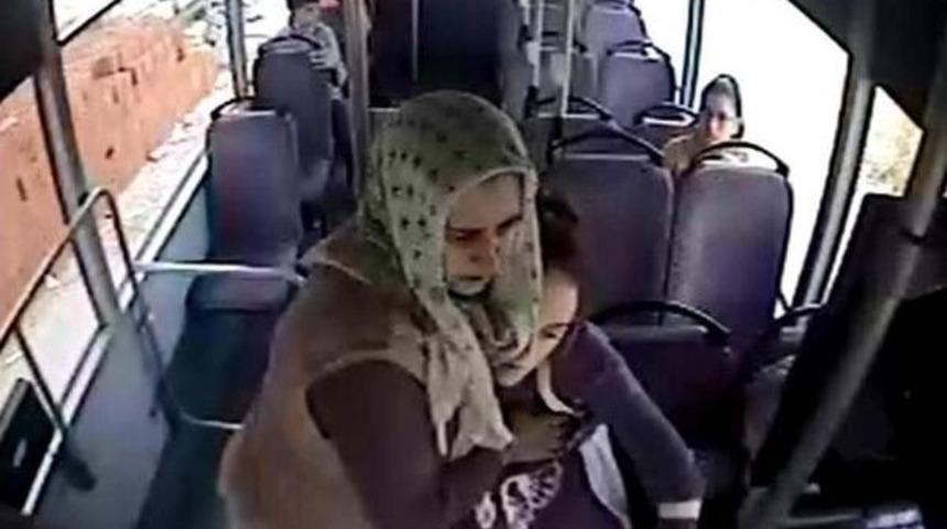 Otob&uuml;s Şof&ouml;r&uuml;nden Duyarlı Davranış