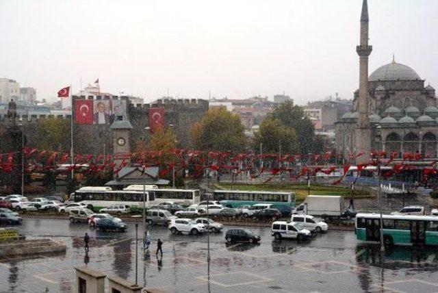 Kayseri Kent Merkezine Mevsimin Ilk Karı Yağdı 1