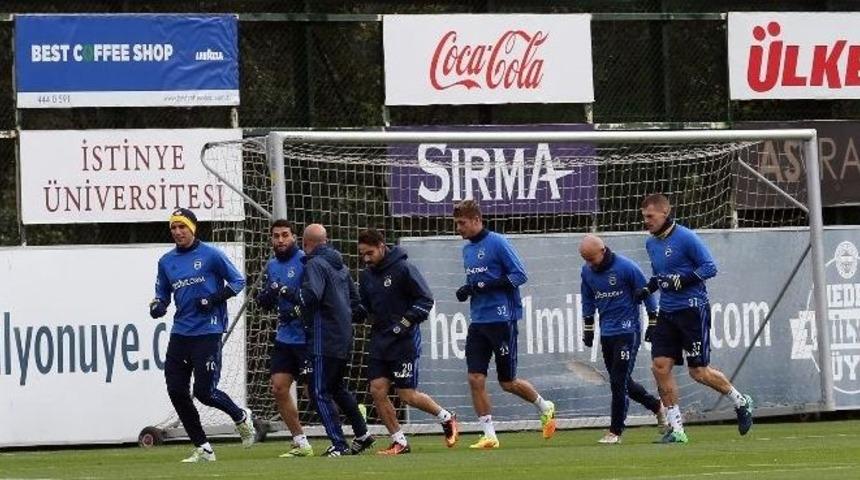 Fenerbah&ccedil;e&rsquo;de Derbi Hazırlıkları Devam Ediyor
