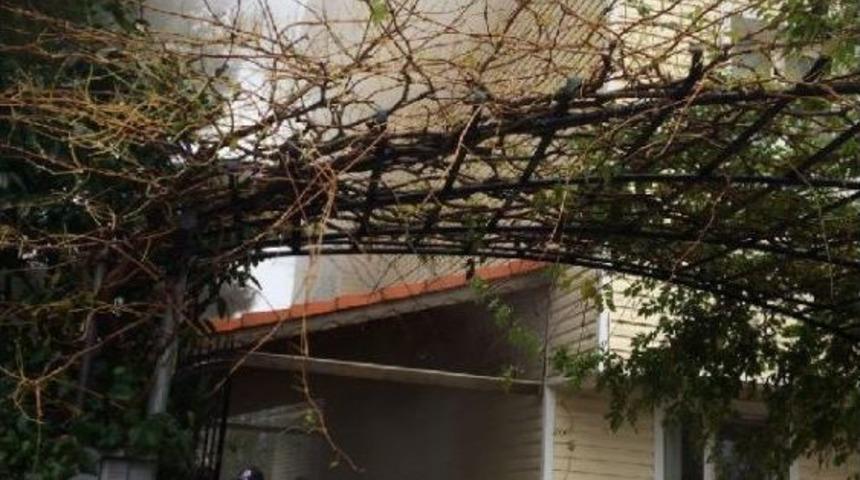 Eski Kalorifer Kazanını Keserken Yangın &Ccedil;ıktı