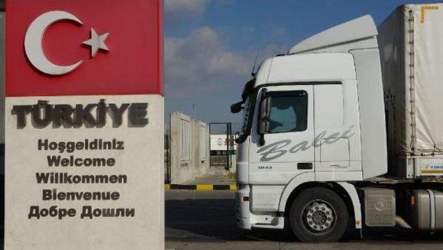 Kapıkule’De 6 Kilometre Tır Kuyruğu