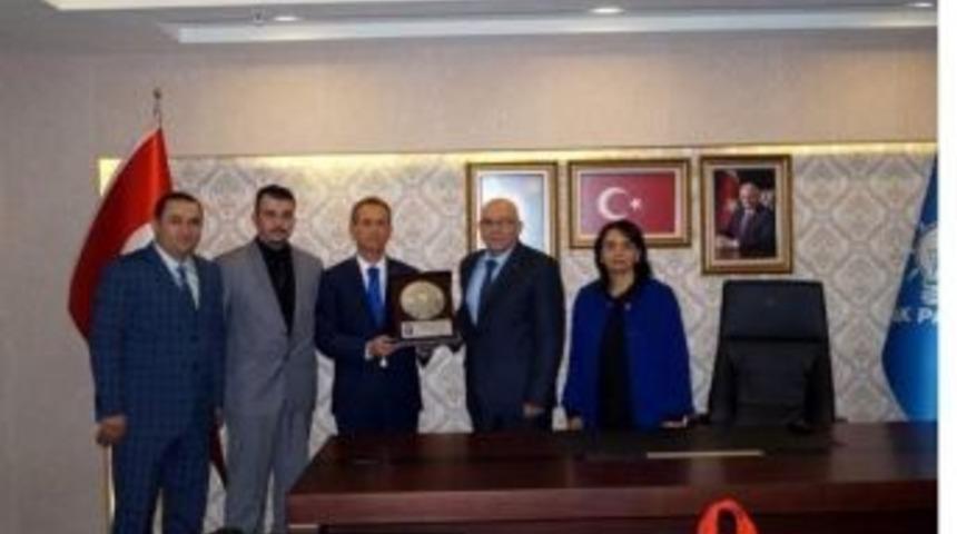 Esder&rsquo;den Ak Parti İl Başkanlığı&rsquo;na Ziyaret