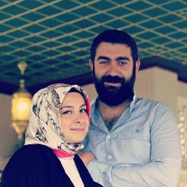 Gelinliği Ile Oy Veren Ak Parti&rsquo;Li Eski Y&ouml;netici Yaşamını Yitirdi 1