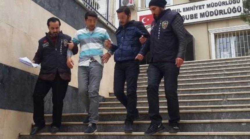 &Uuml;nl&uuml; Restoranın Sahibinin &Ouml;ld&uuml;r&uuml;lmesinde 2 Ş&uuml;pheli Yakalandı