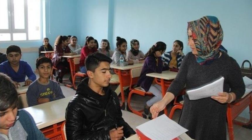 Eyy&uuml;biye Belediyesi &Ouml;ğrencileri Teog&rsquo;a Hazırlıyor