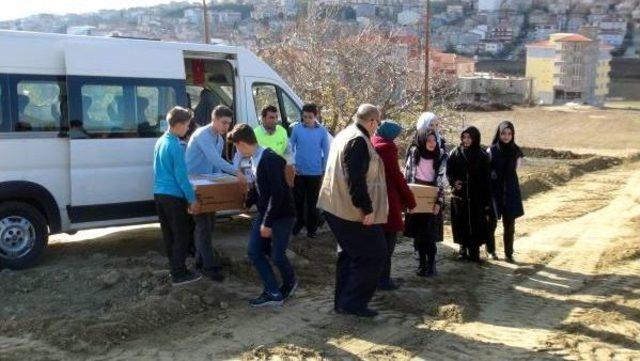 Tekirdağ'da Suriyeli Ailelere Gıda Yardımı