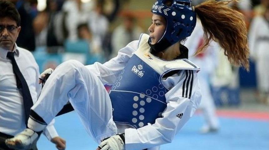 Tuğra Spor Kul&uuml;b&uuml; Eşme&rsquo;nin Adını &Uuml;lkeye Tanıtmaya Devam Ediyor