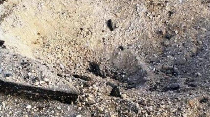 Derik'te Pkk'lıların Yola Tuzakladığı Patlayıcı Imha Edildi