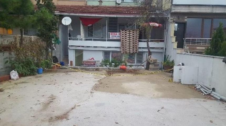 Husumetlisini İş Yerinde Vurdu