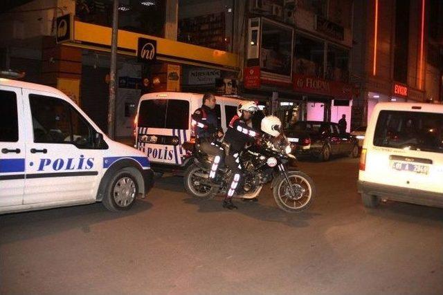 Adana’da Bar Ve Gece Kulüplerine Asayiş Uygulaması