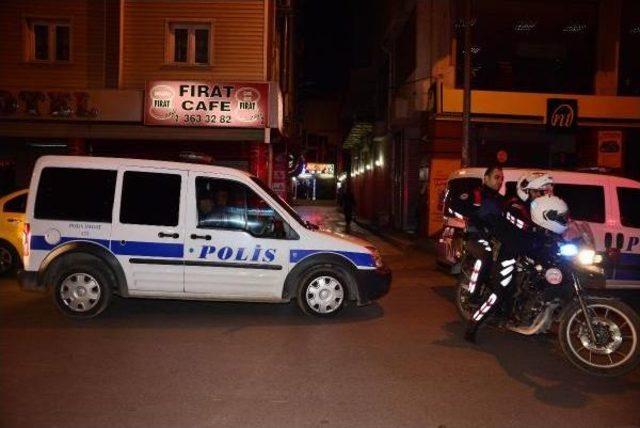 Adana'da Bar Ve Gece Kulüplerinde Asayiş Uygulaması