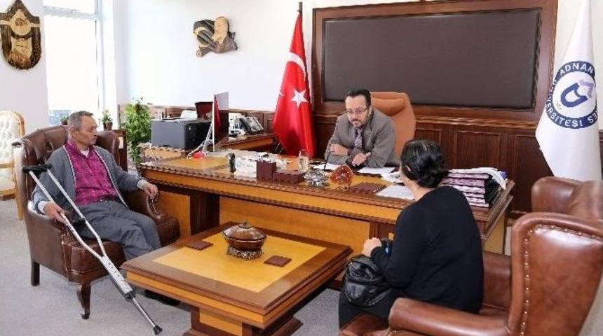 Ayağı Kesilmekten Kurtulan Hasta Rekt&ouml;r Bircan&rsquo;a Teşekk&uuml;r Etti