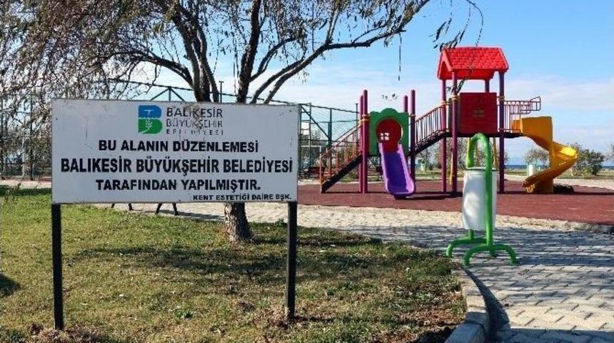 B&uuml;y&uuml;kşehirden G&ouml;me&ccedil; Sahiline Semt Sahası