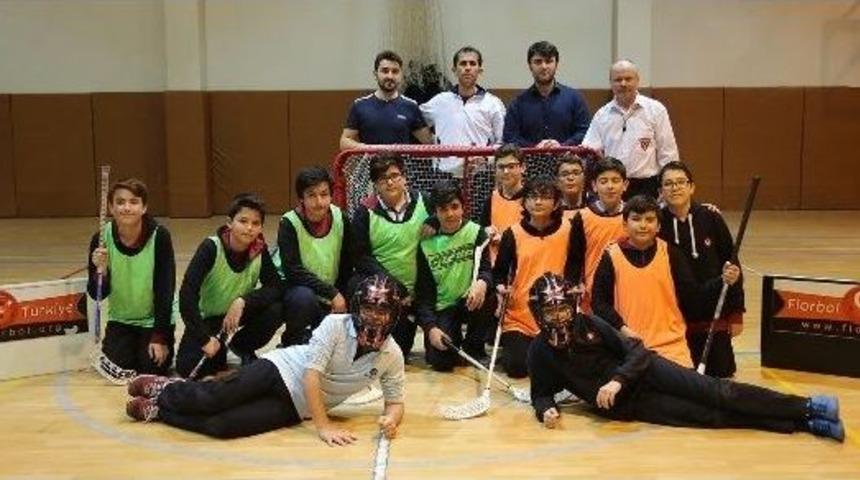 İhlas Eğitim Kurumları&rsquo;nda Florbol Heyecanı