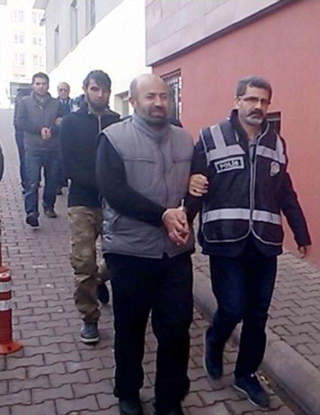 Kayseri’deki Daeş Operasyonunda Gözaltına Alınan 12 Zanlı Adliyeye Sevk Edildi