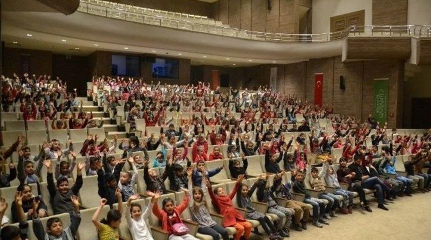 &Ccedil;ocukların M&uuml;zikal Keyfi