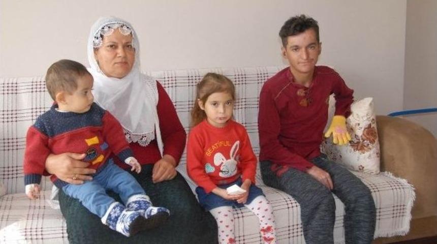 (&ouml;zel Haber) Kelebek Hastası Gencin En B&uuml;y&uuml;k Hayali Okumak