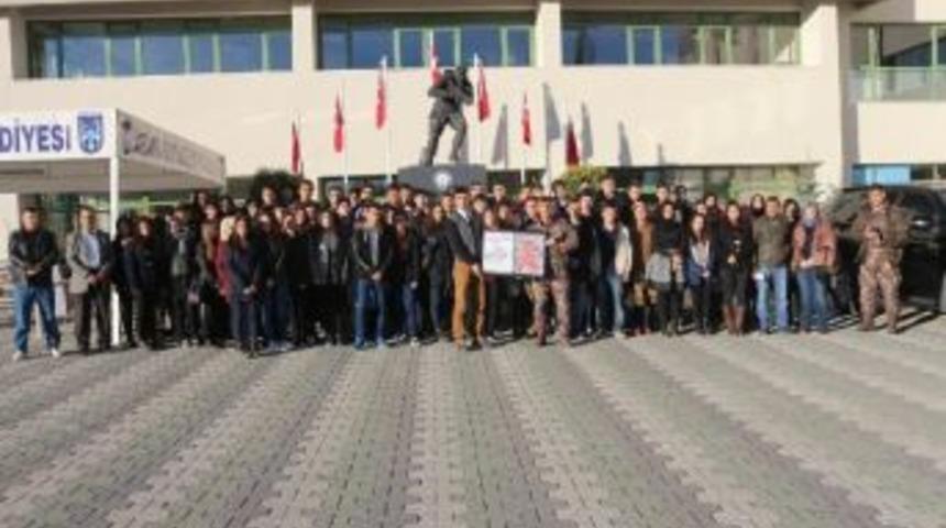 Liselilerden Özel Harekat Daire Başkanlığı’na Ziyaret
