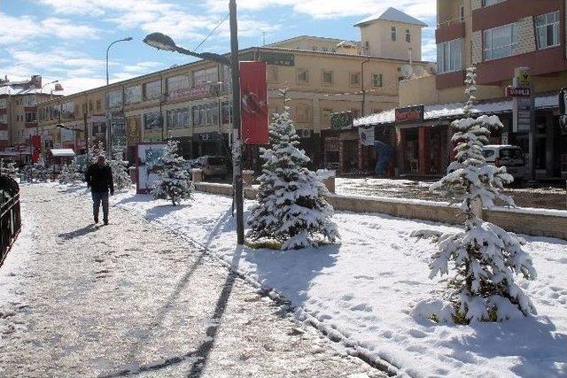 Bayburt Beyaza Büründü