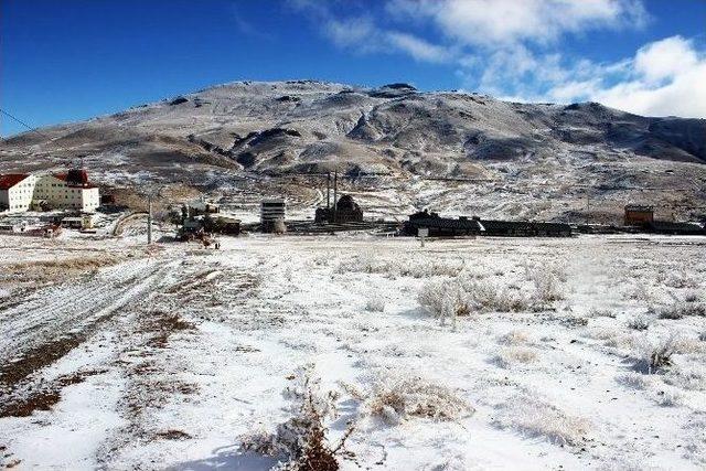 Erciyes’te Kar Sevinci