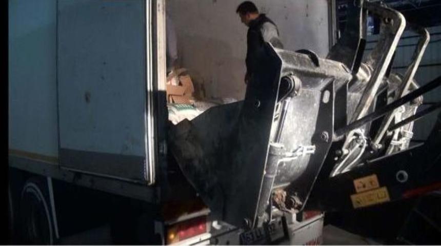 Pkk'ya Gittiği &Ouml;ne S&uuml;r&uuml;len 10 Ton Gıda Malzemesi Ele Ge&ccedil;irildi