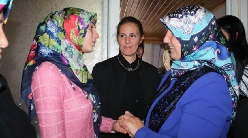 Annesinin &Ouml;ld&uuml;ğ&uuml; G&uuml;n Şehit Oldu