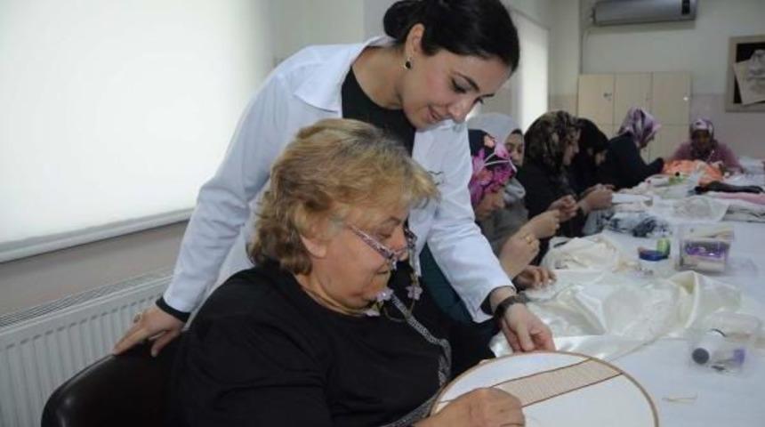 El Işi Kursuyla Uyuşturucudan Kurtuldu