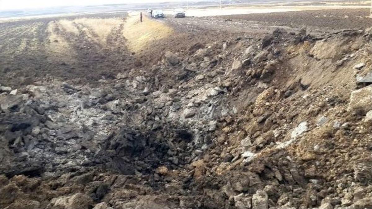 &Ccedil;amura Saplanan Ter&ouml;ristler Bomba Y&uuml;kl&uuml; Aracı İnfilak Ettirdi