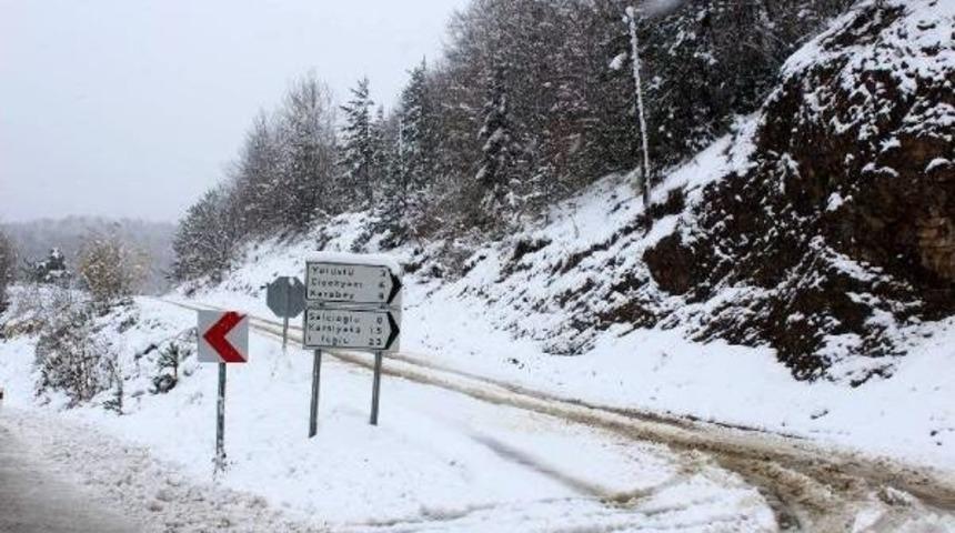 Kastamonu'da Kar Ulaşımı Aksattı