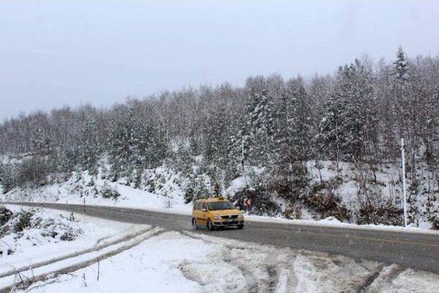 Kastamonu'da Kar Ulaşımı Aksattı