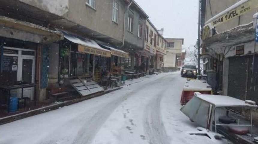 Ordu&rsquo;Da Y&uuml;kseklerde Kar Kalınlığı 10 Santimi Buldu