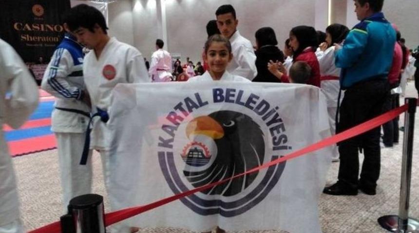 Altın Kız Armina&rsquo;dan Madalya Yağmuru