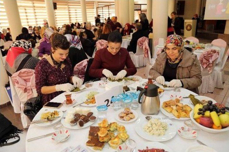 Kağıthane’de "en Çok Kadınla Yaprak Dolma Sarma” Rekoru Kırıldı G1
