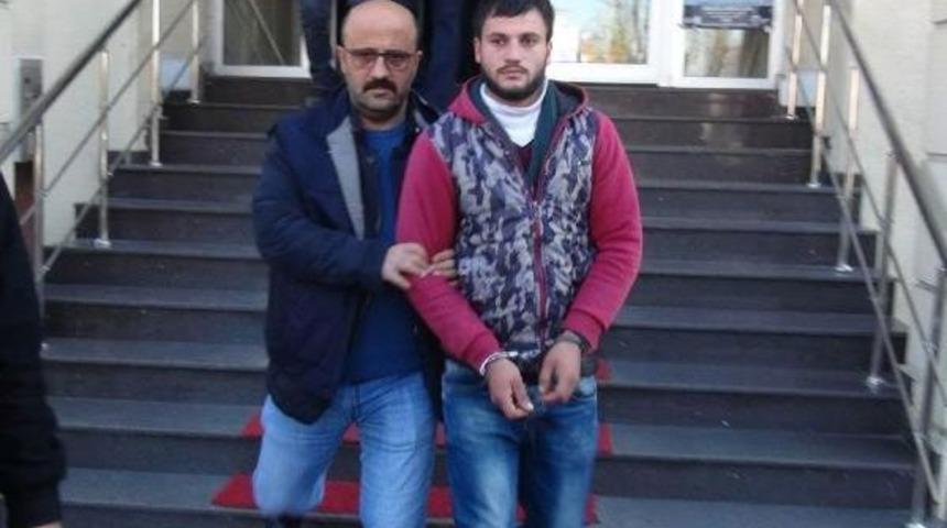 Otob&uuml;s Durağındaki Cinayetin Ş&uuml;phelisi 3 Kardeş Adliyede