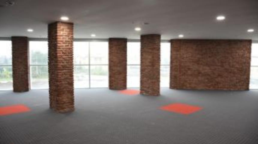 D&uuml;zce K&uuml;lt&uuml;r Merkezi Doğal Taşlarla Donatılıyor