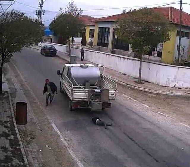 7 Yaşındaki &Ccedil;ocuk Kamyonetin Altından Sağ &Ccedil;ıktı 3