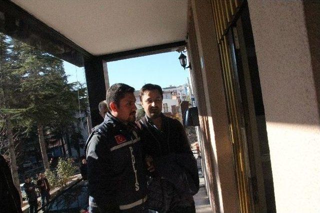Bilecik&rsquo;teki Fet&ouml; Operasyonunda G&ouml;zaltına Alınan 10 Kişi Hakim Karşısına &Ccedil;ıkarıldı 1