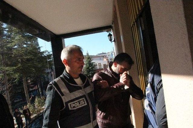 Bilecik&rsquo;teki Fet&ouml; Operasyonunda G&ouml;zaltına Alınan 10 Kişi Hakim Karşısına &Ccedil;ıkarıldı 2