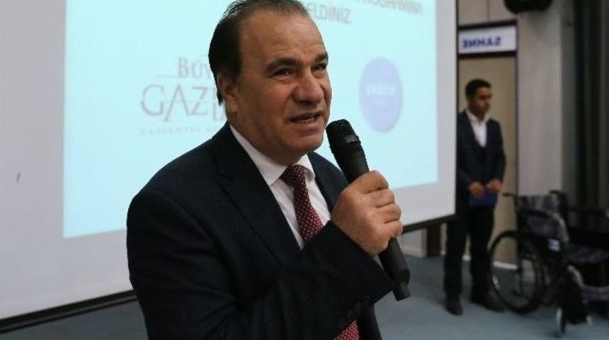 Okul Har&ccedil;lıklarıyla Engellilere Tekerlekli Sandalye Aldılar