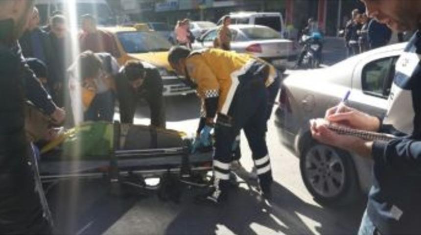 Denizli&rsquo;de Trafik Kazası: 1 Yaralı