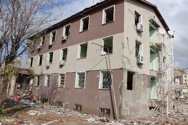 Şırnak&rsquo;ın Tek Ağız Ve Diş Sağlığı Merkezi&rsquo;nde Tadilat Başladı 1