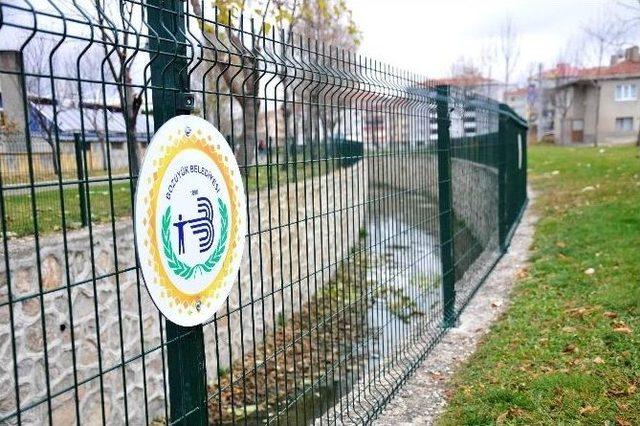 Kanal Boyundaki Çevre Düzenlemesinin İkinci Etap Çalışmaları Tamamlandı