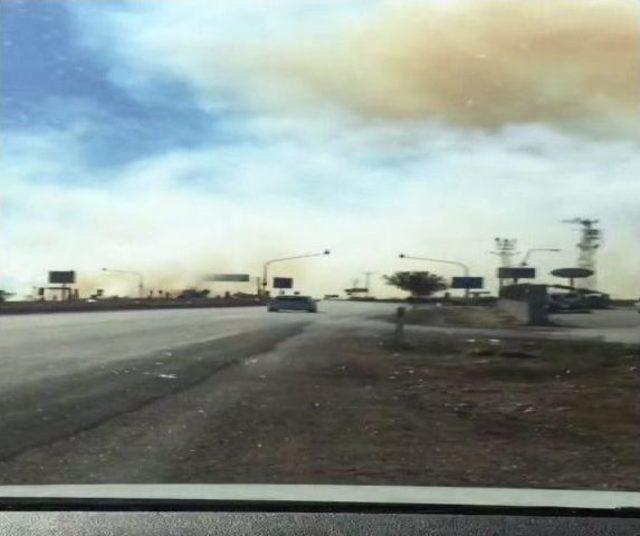 Tarlada Çıkan Yangın Benzinliği Tehdit Edince Korku Dolu Anlar Yaşandı 2