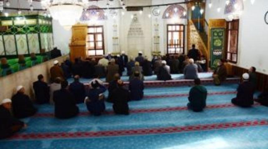 Şehit Kaymakam Safit&uuml;rk İ&ccedil;in Mevlit Okutuldu