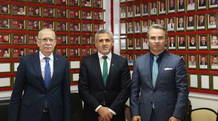 Kabadayı: &ldquo;&uuml;lkemiz Dimdik Ayakta İse Şehit Ve Gazilerimiz Sayesindedir&rdquo;