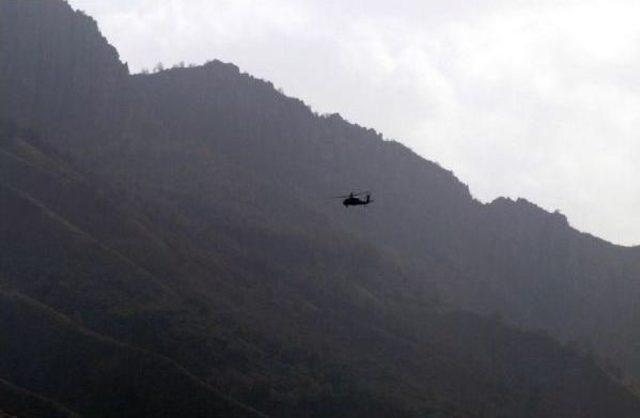 Pkk'dan Derecik'te Üs Bölgesine Havanlı Saldırı